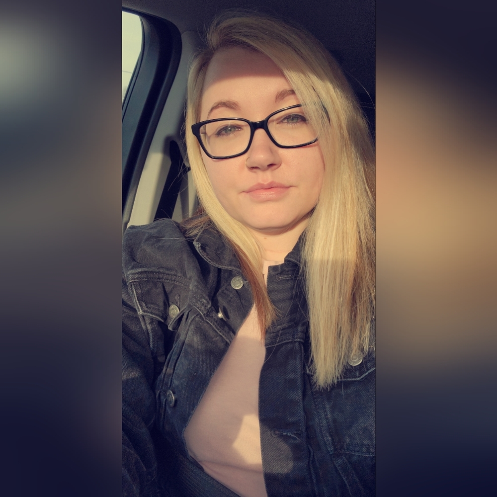 Meet your Posher, Brittney